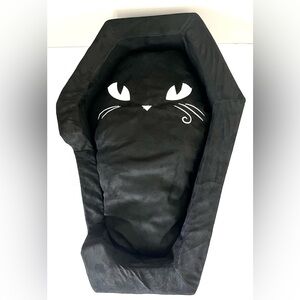 NWT Emily The Strange Black Cat Mystery Black Coffin Shape Pet Bed Dolls Kill LG
